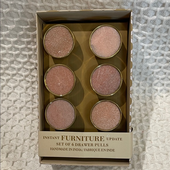 Set of 6 Pink Drawer Pulls - Picture 1 of 3